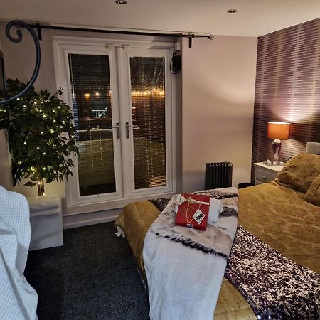 The Ivy Garden Suite (Adults Only) Handsworth Cameră foto