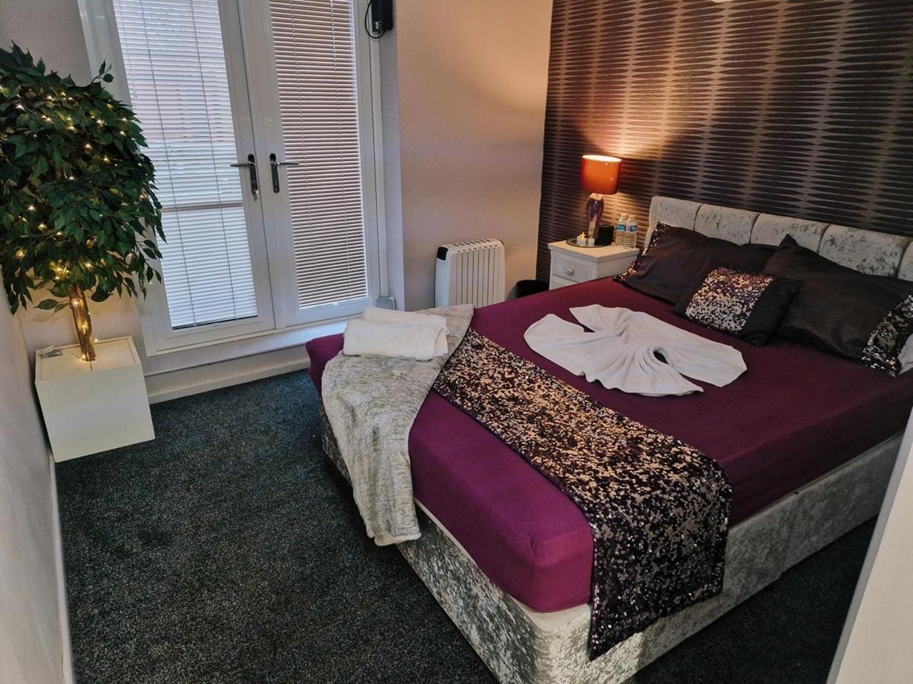 The Ivy Garden Suite (Adults Only) Handsworth Exterior foto